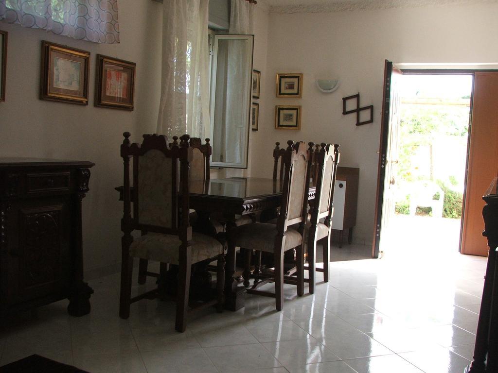 Edvige' S House In Residence Сан Феличе Чирчео Екстериор снимка