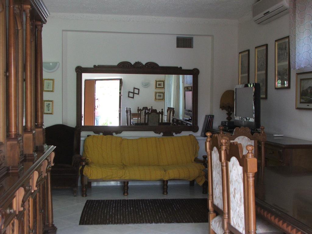 Edvige' S House In Residence Сан Феличе Чирчео Екстериор снимка